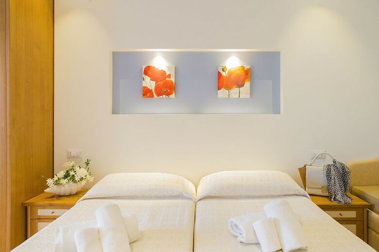 Hotel Pacific