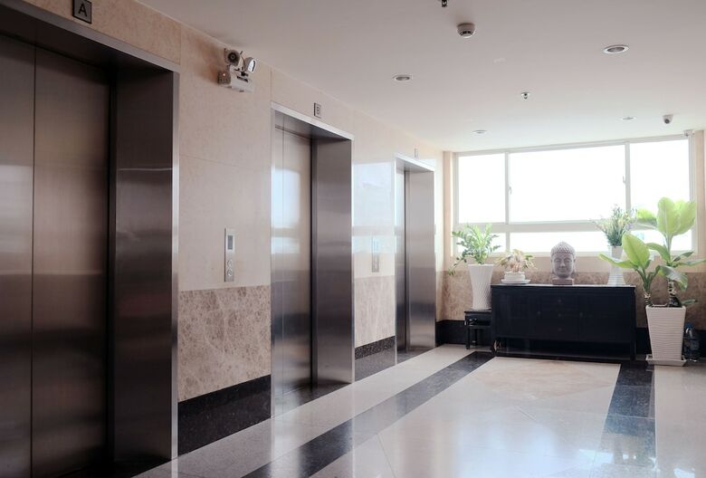 Aparthotel Holo Alex House Saigon - Serviced Homestay