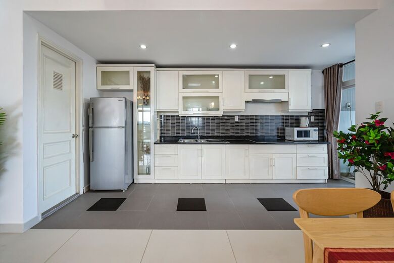 Aparthotel Holo Alex House Saigon - Serviced Homestay