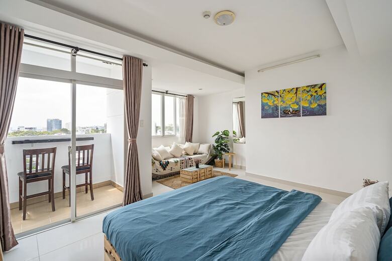 Aparthotel Holo Alex House Saigon - Serviced Homestay