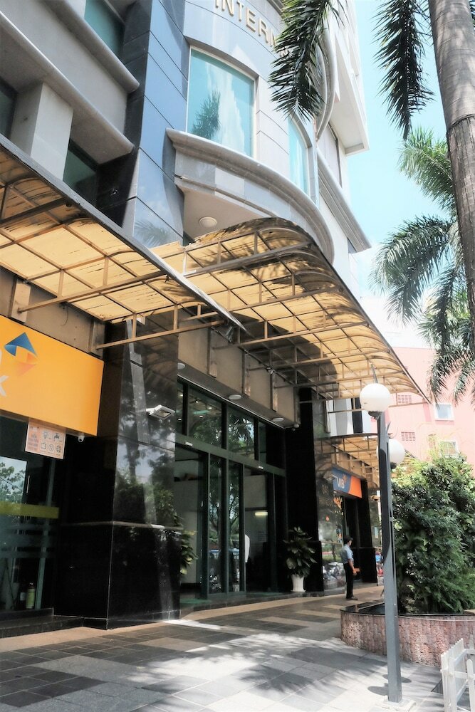Aparthotel Holo Alex House Saigon - Serviced Homestay