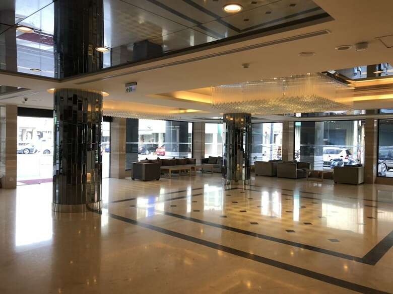 Delton Hotel