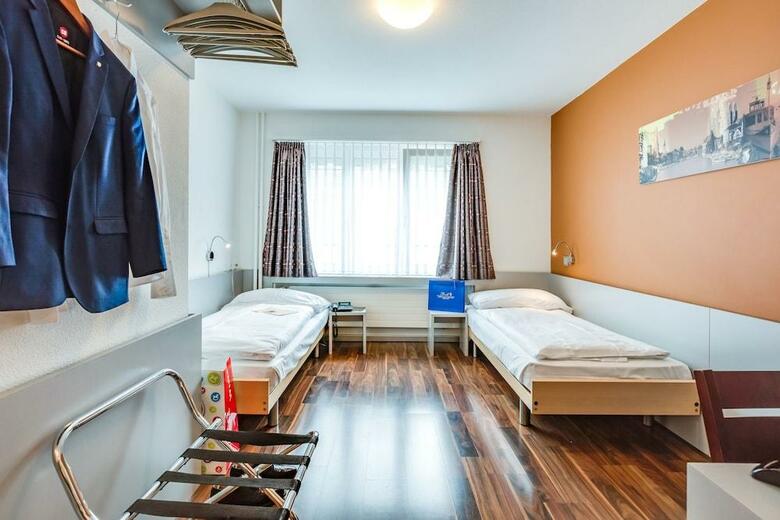 Hotel Alexander Guesthouse