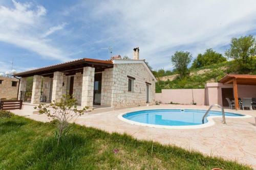 Villa Afroditi House