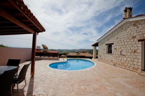 Villa Afroditi House