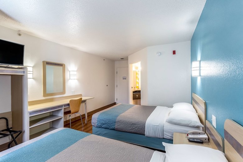 Motel 6 Caseyville, Il - Caseyville Il