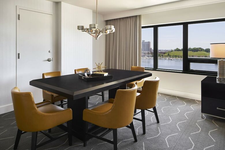 Renaissance Baltimore Harborplace Hotel