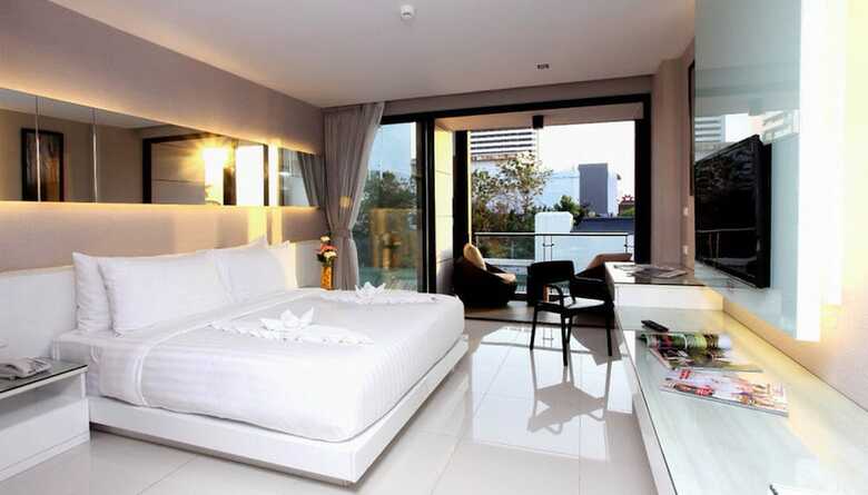 Hotel Serenotel Pattaya Beach Front