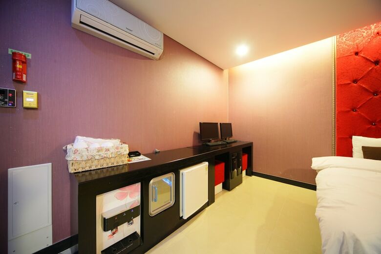 Hotel Iris Motel