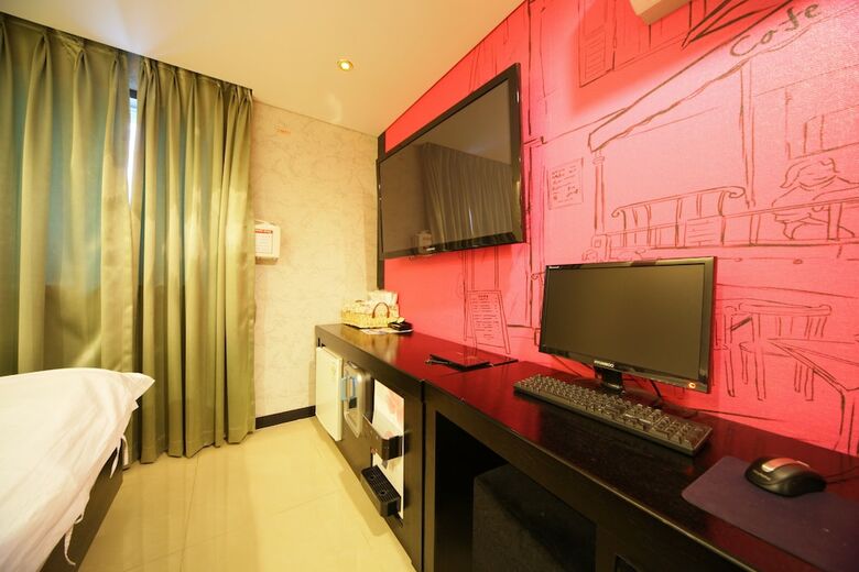 Hotel Iris Motel