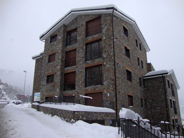 Apartamentos La Pleta 3000
