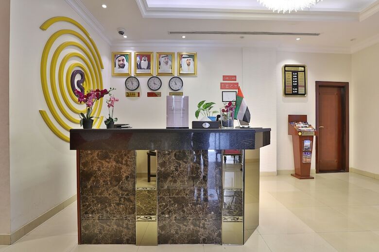 Oyo 101 Click Hotel
