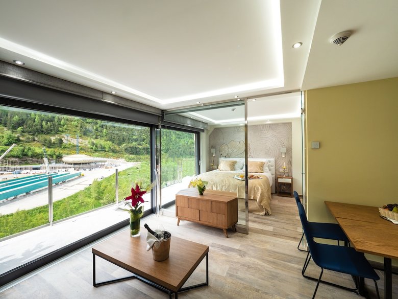 Aparthotel Esquirol