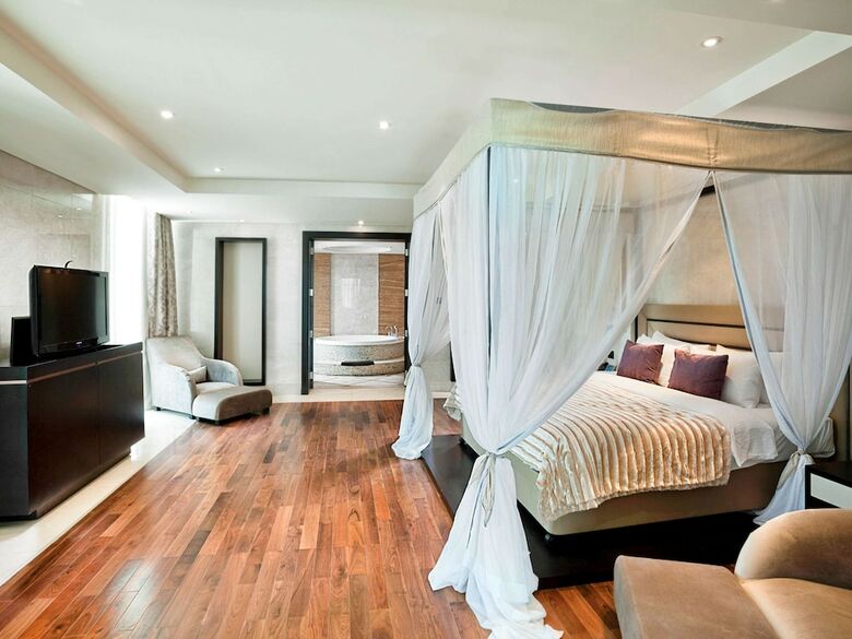 Rixos The Palm Hotel & Suites - Ultra All Inclusive