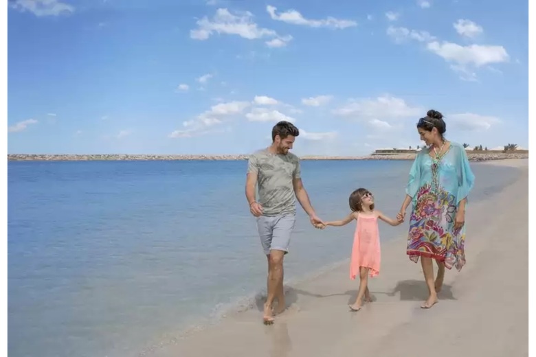 Hotel The Ritz-carlton Ras Al Khaimah, Al Hamra Beach