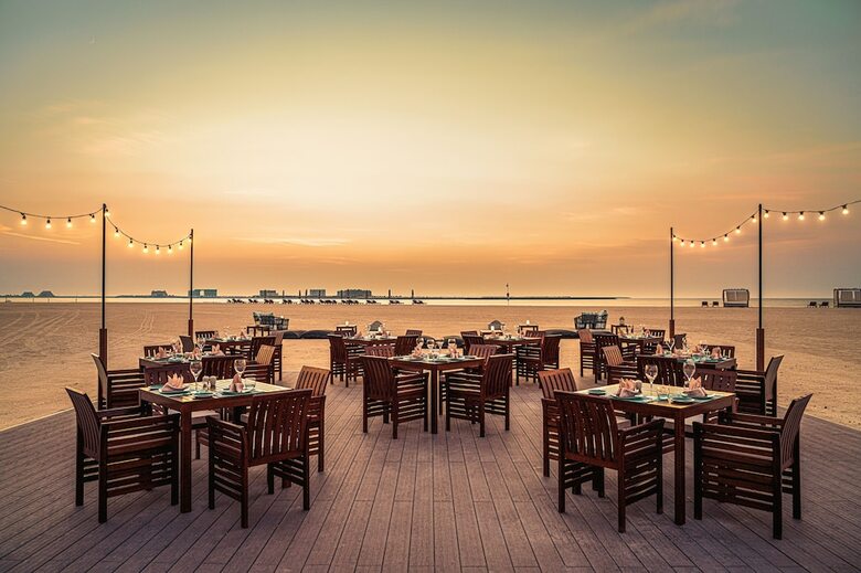 Hotel The Ritz-carlton Ras Al Khaimah, Al Hamra Beach