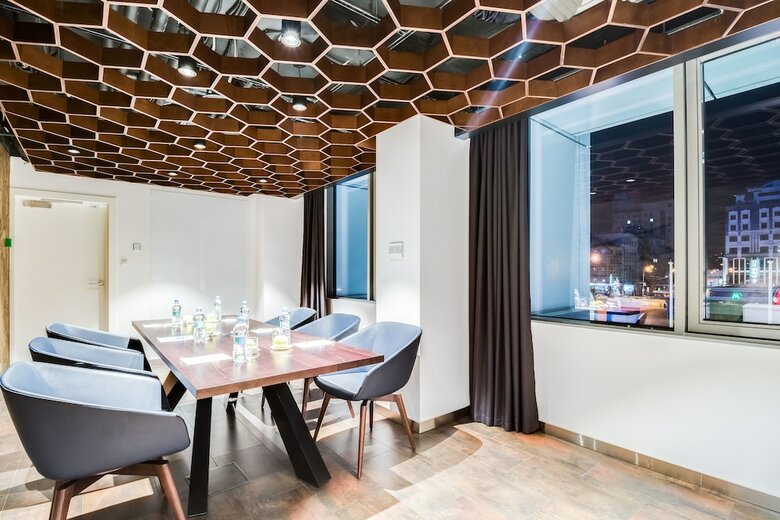 Hotel Park Inn By Radisson Kyiv Troyitska