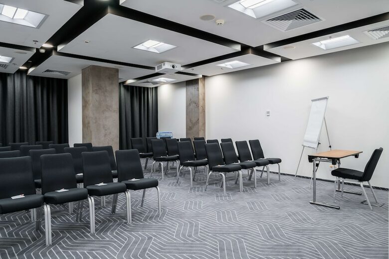 Hotel Park Inn By Radisson Kyiv Troyitska