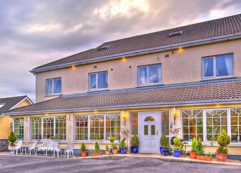 Bed & Breakfast Teach Na Coiribe