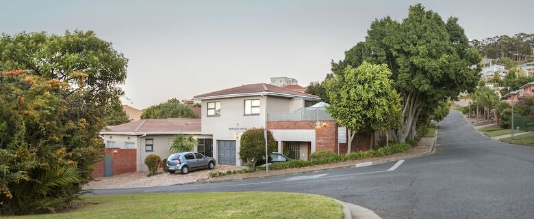 Hotel Maroela House