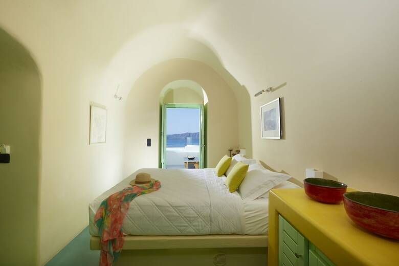 Hotel Caldera Edge Suites