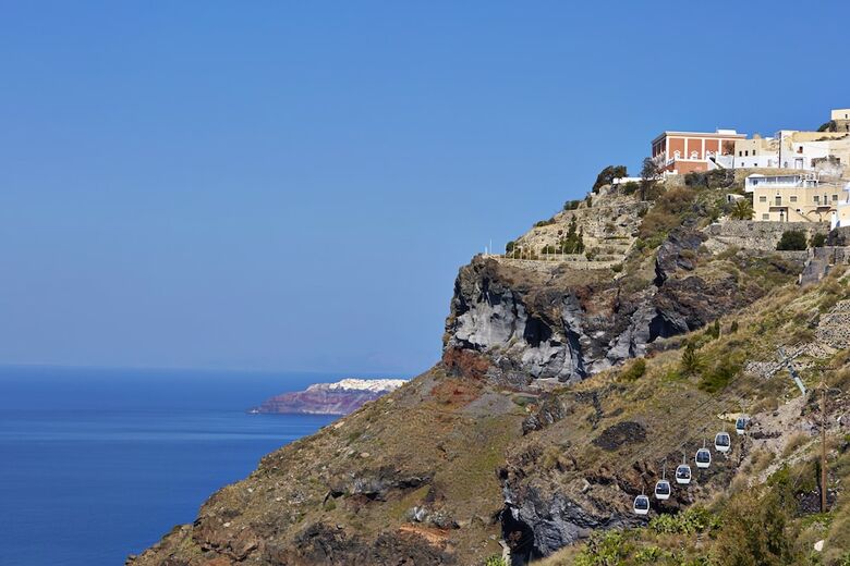 Hotel Caldera Edge Suites