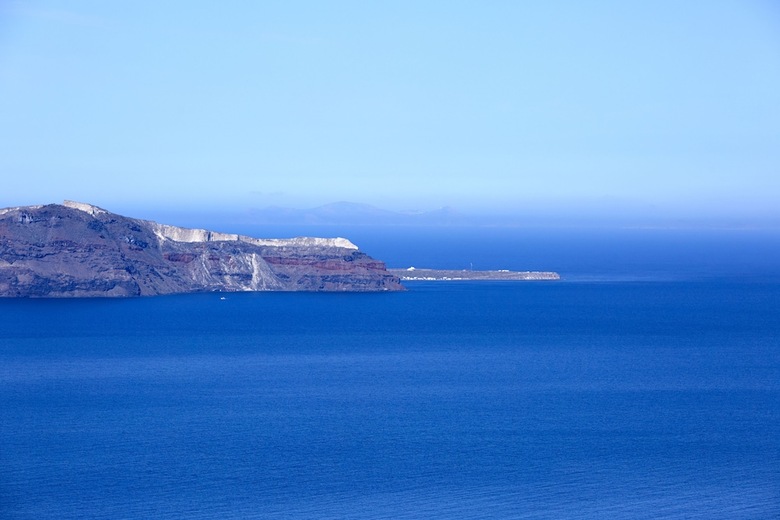 Hotel Caldera Edge Suites