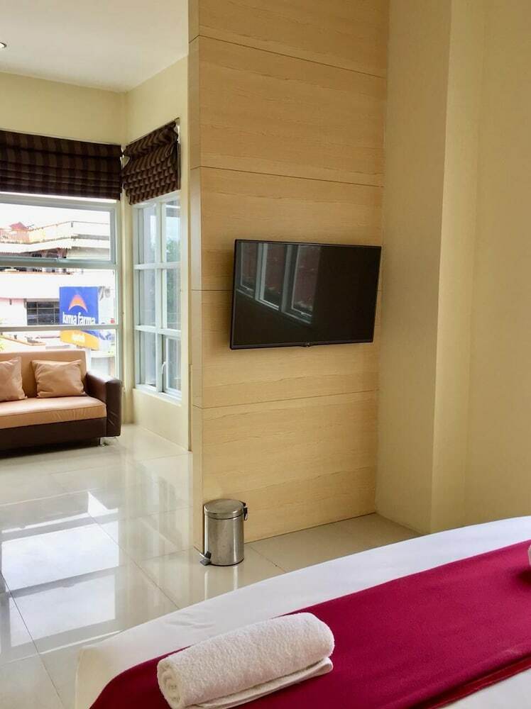 Miracle Hotel Manado
