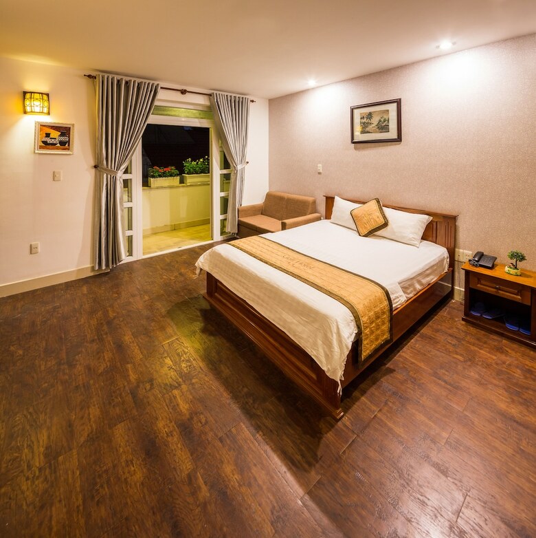 Golf Hotel