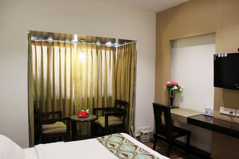 Hotel Oyo Rooms 074 Cyber City