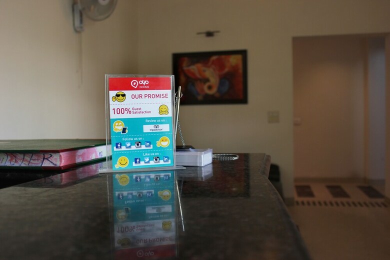 Hotel Oyo Rooms 074 Cyber City