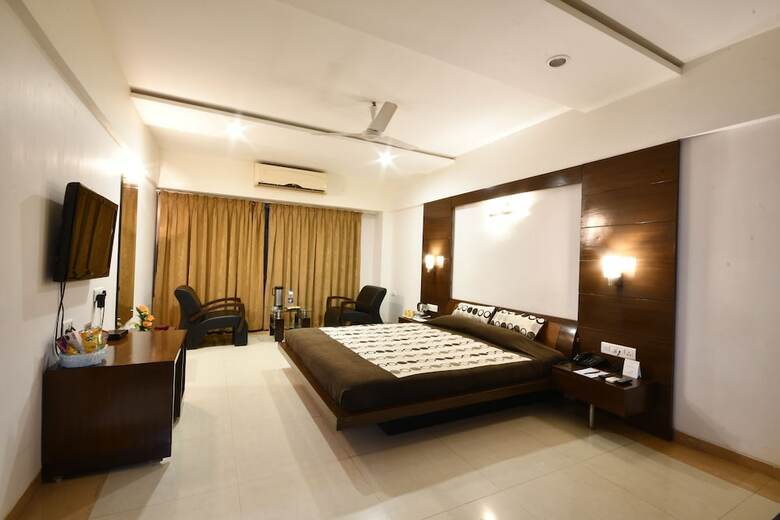 Hotel Platinum Residency