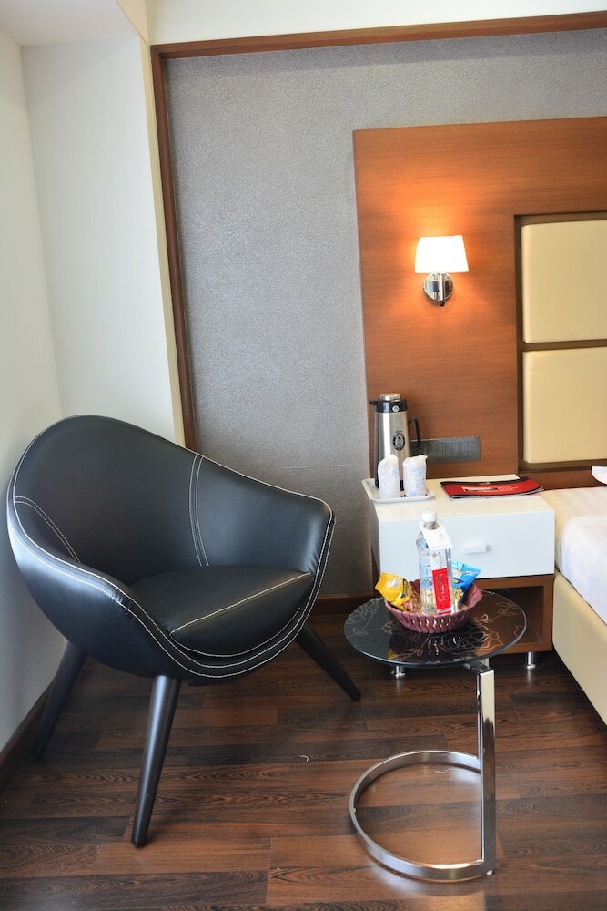 Hotel Platinum Residency