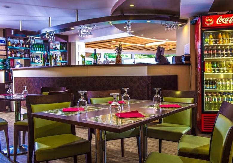 Patak Park Hotel