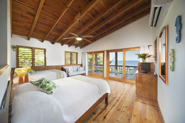Hotel Cocolobo