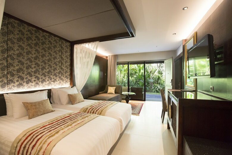 Hotel Puri Santrian