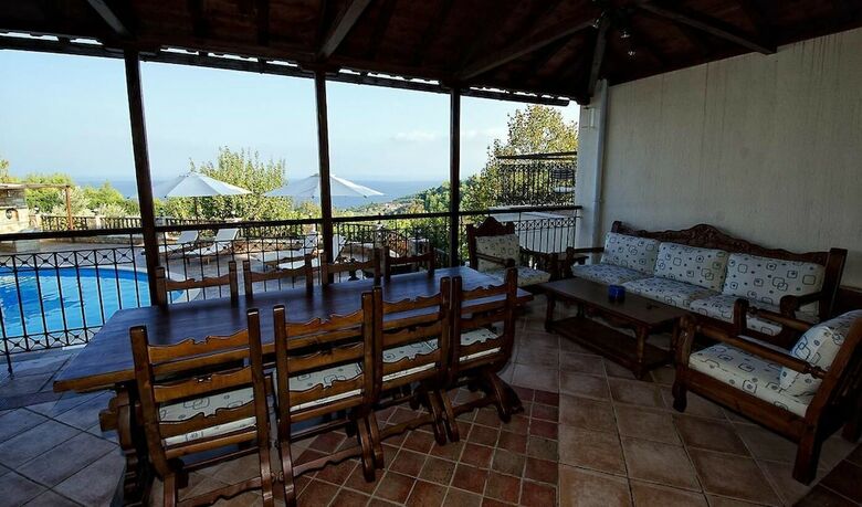Vatellis Villas