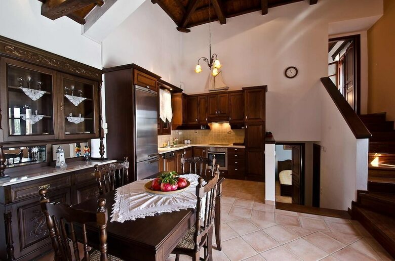 Vatellis Villas
