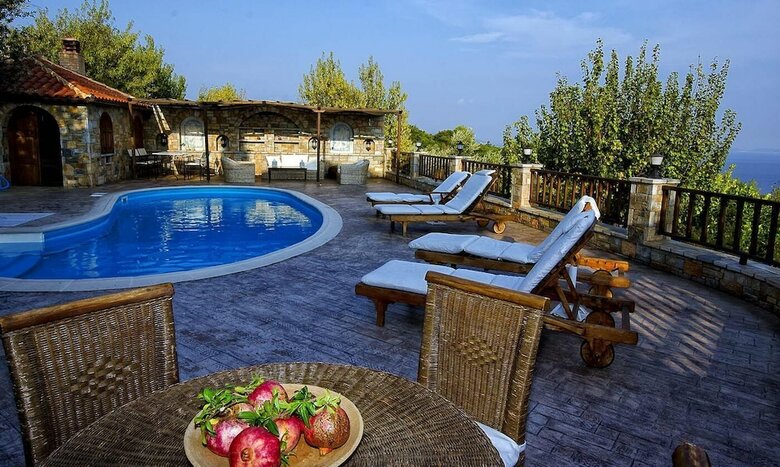 Vatellis Villas