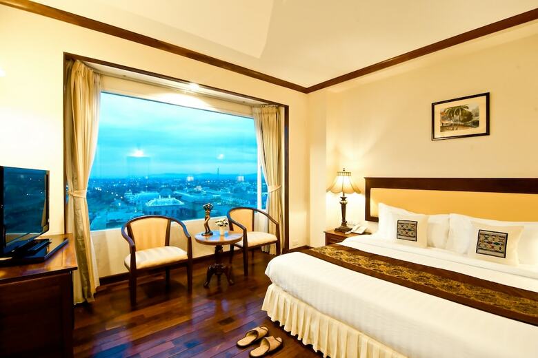 Champasak Grand Hotel