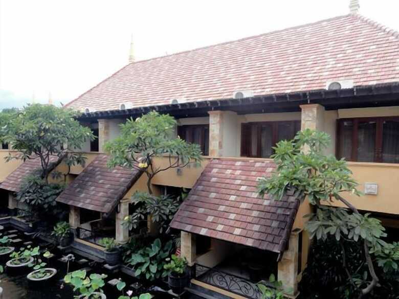 Lotus Garden Hotel