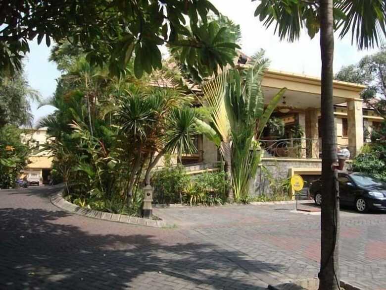 Lotus Garden Hotel