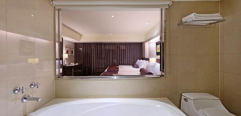 K Hotel - Yunghe