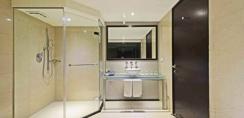 K Hotel - Yunghe