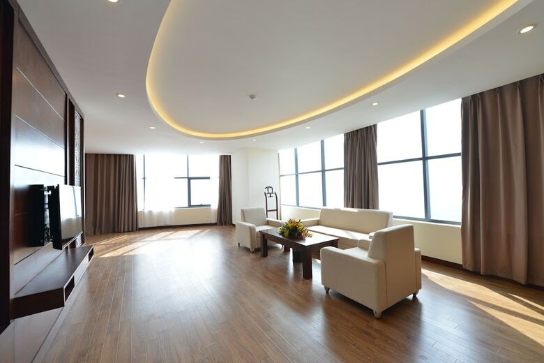 Muong Thanh Grand Cua Lo Hotel