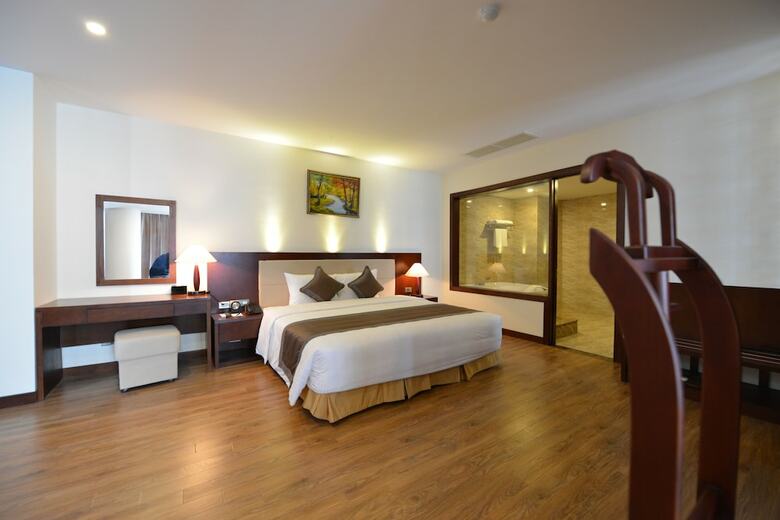 Muong Thanh Grand Cua Lo Hotel