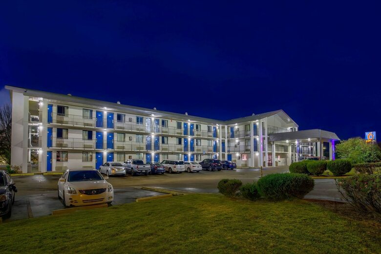Motel 6 Jackson, Ms