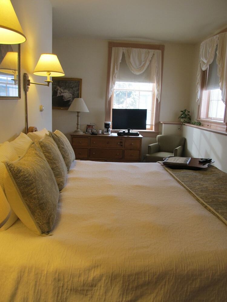 Bed & Breakfast Chambery Inn