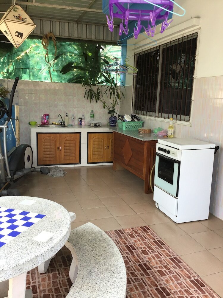 Hotel Saithong House