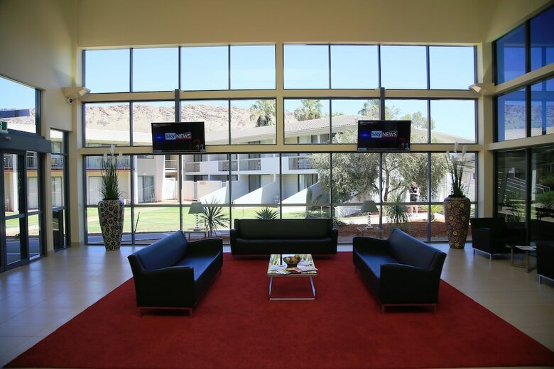 Hotel Crowne Plaza Alice Springs Lasseters